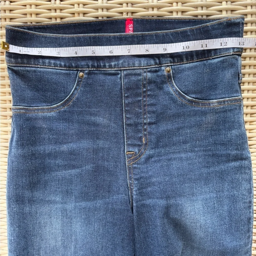 Spanx Spanxshape High Rise Everywear Flare Jeans‎ XS Classic layered comfort